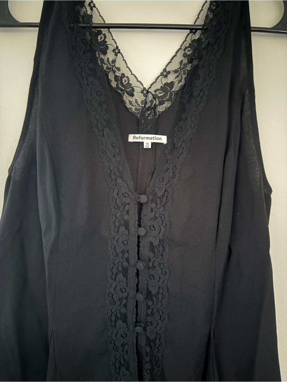 Reformation Cristina Black Lace-Trim V-Neck Silk Tank NWOT - Picture 2 of 6